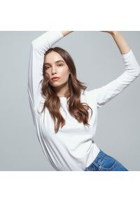 Reserved - Longsleeve regular - Biały. Kolor: biały. Długość rękawa: długi rękaw #1