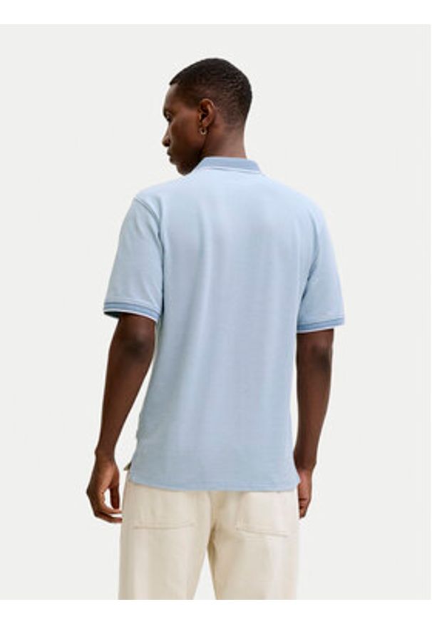 Jack & Jones Polo Blualves 12274681 Błękitny Regular Fit. Typ kołnierza: polo. Kolor: niebieski. Materiał: syntetyk