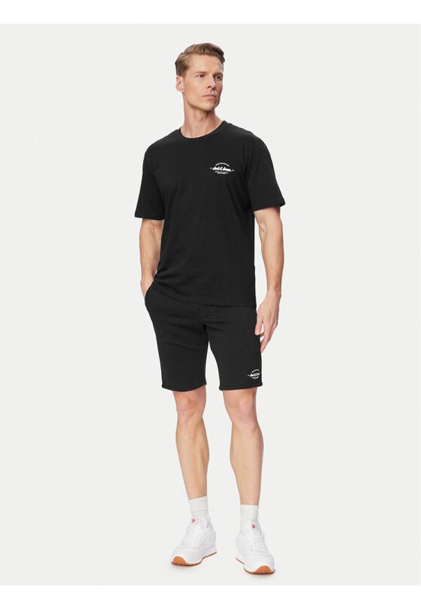 Jack & Jones Komplet t-shirt i spodenki Brandon 12298184 Czarny Regular Fit. Kolor: czarny. Materiał: bawełna