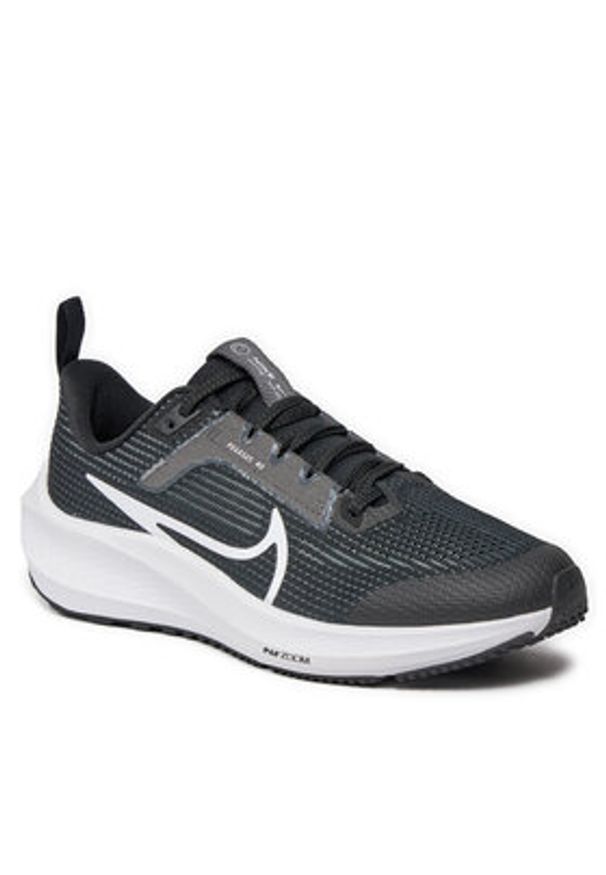 Nike Buty do biegania Air Zoom Pegasus 40 (GS) DX2498 001 Czarny. Kolor: czarny. Materiał: materiał. Model: Nike Zoom