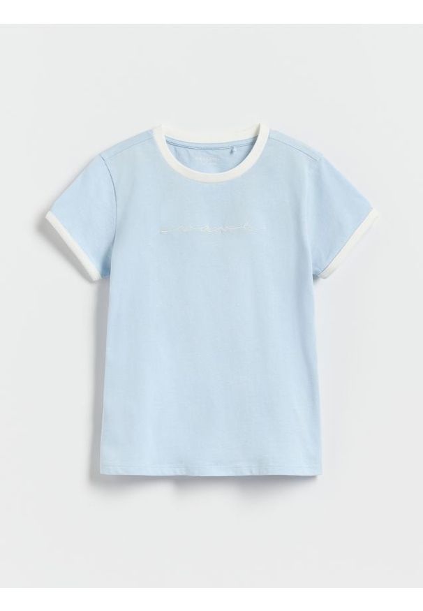 Reserved - Bawełniany T-shirt z haftem - jasnoniebieski. Kolor: niebieski. Materiał: bawełna. Wzór: haft