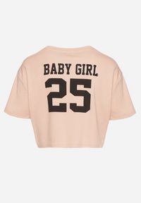 Born2be - Ciemnoróżowy Bawełniany T-shirt Oversize o Krótkim Kroju Zariona. Okazja: na co dzień. Kolor: różowy. Materiał: bawełna. Długość: krótkie. Wzór: aplikacja. Styl: klasyczny, casual, elegancki #5