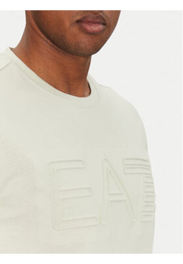 EA7 Emporio Armani T-Shirt 7M000149 AF14772 U9004 Beżowy Regular Fit. Kolor: beżowy. Materiał: bawełna