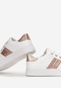 Born2be - Biało-Szampańskie Sneakersy Asoaea. Zapięcie: sznurówki. Kolor: biały. Wzór: aplikacja #5