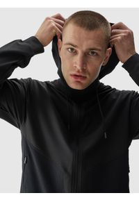 4f - 4F Bluza treningowa regular szybkoschnąca męska - szara S. Okazja: na co dzień. Typ kołnierza: kaptur. Kolor: szary. Materiał: dzianina, materiał, syntetyk, włókno, elastan. Wzór: jednolity, gładki, ze splotem. Styl: casual, sportowy. Sport: fitness #2