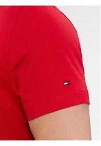TOMMY HILFIGER - Tommy Hilfiger T-Shirt Small Hilfiger Tee MW0MW34387 Czerwony Slim Fit. Kolor: czerwony. Materiał: bawełna #4