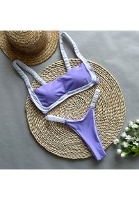 Intica - Strój kąpielowy z ozdobną lamówką na plażę Elidia. Kolor: fioletowy. Materiał: materiał. Długość: długie