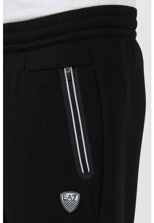 EA7 Emporio Armani - EA7 Czarne męskie spodenki, Rozmiar L. Kolor: czarny