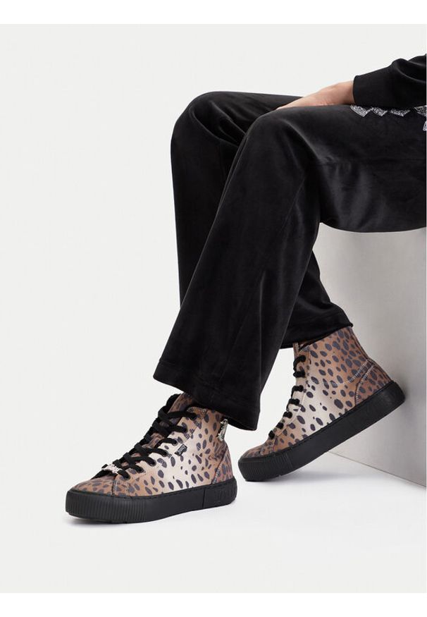 Juicy Couture Sneakersy CEO-VSJU007 Brązowy. Kolor: brązowy. Materiał: materiał