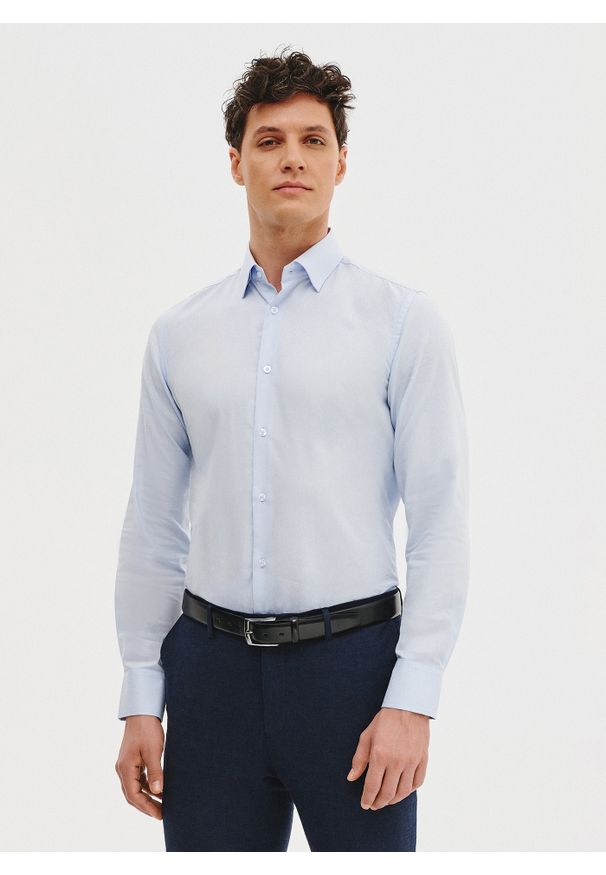 Pako Lorente - PAKO LORENTE – Błękitna koszula bawełniana. Kolor: niebieski. Materiał: bawełna. Długość rękawa: długi rękaw. Długość: długie. Sezon: wiosna, lato
