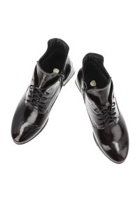 Bordowe Botki Armodo Lakierowane Obuwie Damskie. Okazja: na co dzień. Kolor: czerwony. Materiał: lakier. Obcas: na obcasie. Styl: casual, elegancki. Wysokość obcasa: średni #7