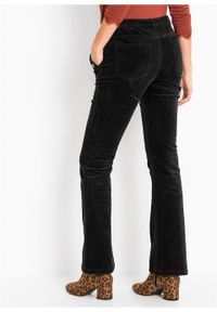 Spodnie sztruksowe ze stretchem BOOTCUT bonprix czarny. Kolor: czarny. Materiał: bawełna, elastan, materiał, sztruks. Długość: długie #2