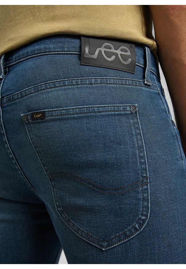 Lee - LEE LUKE MĘSKIE SPODNIE JEANSOWE STEEL BLUE L719PTFN 112321995