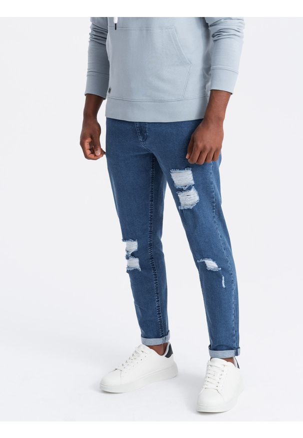 Ombre Clothing - Washowane spodnie męskie jeansowe TAPERED FIT z przetarciami – niebieskie V2. Kolor: niebieski. Materiał: jeans. Styl: rockowy