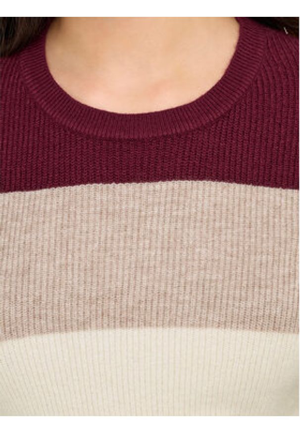 only - ONLY Sweter Atia 15220044 Fioletowy Regular Fit. Kolor: fioletowy. Materiał: wiskoza, syntetyk