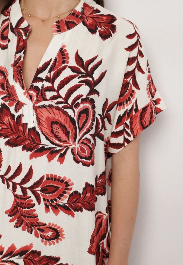 Born2be - Bordowa Sukienka z Wiskozą i Lnem Pudełkowa z Kieszeniami w Kwiatowy Wzór Boho Natundelia. Okazja: na co dzień. Kolor: czerwony. Materiał: wiskoza, len. Wzór: kwiaty. Styl: boho