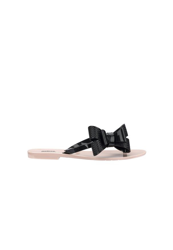 melissa - Klapki Melissa Harmonic Bow V Ad Pink Black, Róż/Czarny, Guma. Kolor: czarny. Materiał: tworzywo sztuczne. Wzór: aplikacja. Sezon: lato. Obcas: na obcasie. Wysokość obcasa: średni