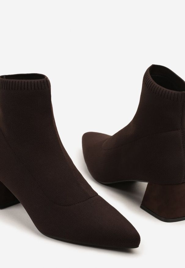Born2be - Brązowe Botki na Stożkowym Obcasie z Elastyczną Cholewką Tulasea. Kolor: brązowy. Materiał: jeans. Szerokość cholewki: normalna. Obcas: na obcasie. Wysokość obcasa: średni