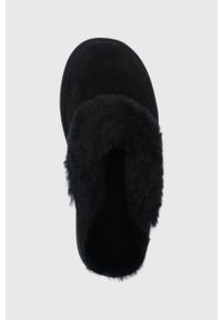 EMU Australia - Emu Australia Kapcie zamszowe kolor czarny. Nosek buta: okrągły. Kolor: czarny. Materiał: zamsz #4