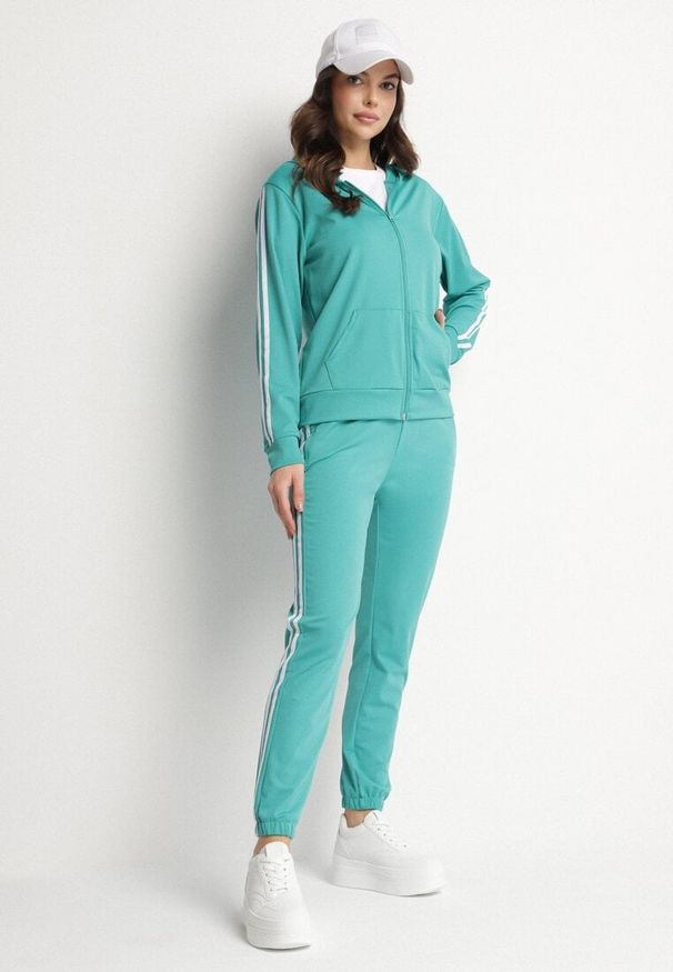 Born2be - Miętowy Komplet Dresowy Spodnie i Rozpinana Bluza z Kapturem Odovisa. Kolor: zielony. Materiał: dresówka. Sport: turystyka piesza