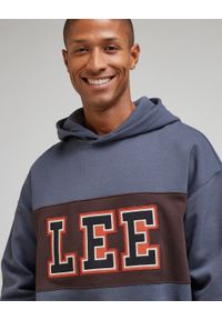 Lee - LEE SEASONAL HOODIE MĘSKA BLUZA Z KAPTUREM NIEROZPINANA DUSTY NAVY LM07RHA72. Typ kołnierza: kaptur. Styl: klasyczny #4