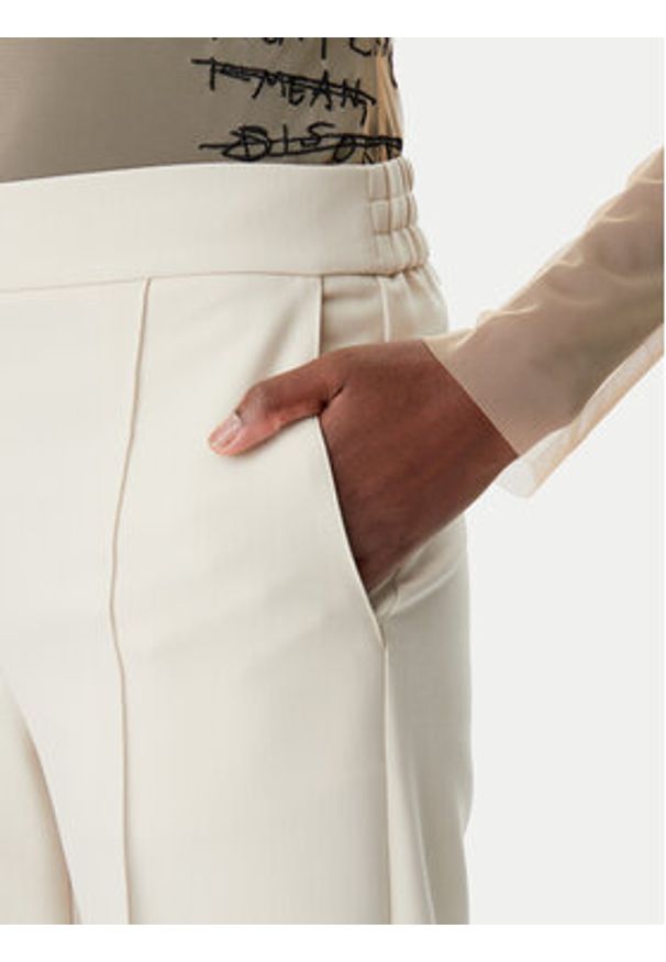 Patrizia Pepe Spodnie materiałowe 8P0709/A533-B814 Beżowy Regular Fit. Kolor: beżowy. Materiał: syntetyk