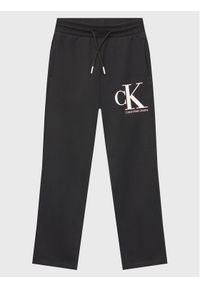 Calvin Klein Jeans Spodnie dresowe Monogram IG0IG01985 Czarny Regular Fit. Kolor: czarny. Materiał: bawełna