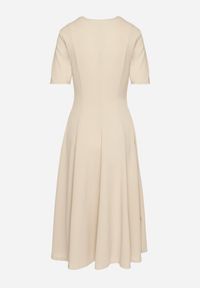 Born2be - Beżowa Sukienka Rozkloszowana z Taliowaniem Telorwena. Okazja: na wesele, na randkę, na ślub cywilny. Kolor: beżowy. Długość rękawa: krótki rękaw. Styl: klasyczny #3