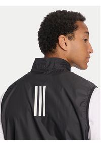 Adidas - adidas Kamizelka Own the Run IN1493 Czarny Slim Fit. Kolor: czarny. Materiał: syntetyk. Sport: bieganie #3