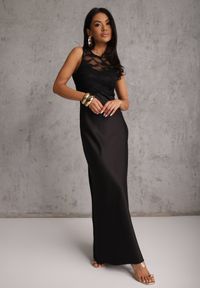 Renee - Czarna Dopasowana Sukienka Wieczorowa z Koronowymi Zdobieniami Bermina. Kolor: czarny. Materiał: koronka. Wzór: aplikacja. Styl: wizytowy #7