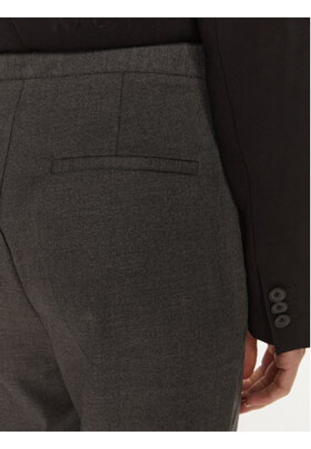 GESTUZ - Gestuz Spodnie materiałowe Paula 10909377 Szary Flare Fit. Kolor: szary. Materiał: syntetyk