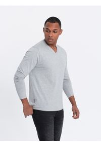 Ombre Clothing - Męski longsleeve bez nadruku z dekoltem w serek - szary melanż V7. Okazja: na co dzień. Typ kołnierza: dekolt w serek. Kolor: szary. Materiał: materiał, bawełna. Długość rękawa: długi rękaw. Długość: długie. Wzór: melanż. Styl: klasyczny, casual, elegancki