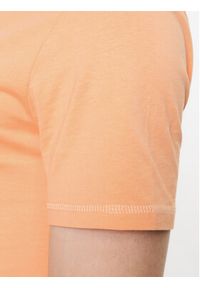 Guess T-Shirt M2YI72 I3Z14 Pomarańczowy Slim Fit. Kolor: pomarańczowy. Materiał: bawełna