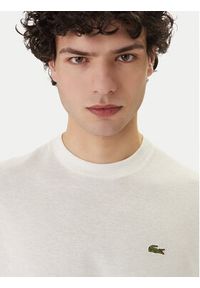Lacoste T-Shirt TH0629 Biały Regular Fit. Kolor: biały. Materiał: bawełna #4