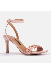 Marco Shoes Sandały z plecionym paskiem różowe. Zapięcie: pasek. Kolor: różowy #7