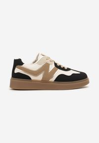 Renee - Czarne Sneakersy Ozdobione Geometrycznym Motywem Benike. Okazja: na co dzień. Kolor: czarny. Materiał: jeans. Wzór: aplikacja, geometria