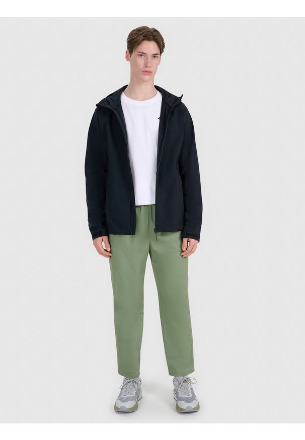 4f - 4F Kurtka softshell wiatroodporna membrana 5000 męska - czarna XXL. Typ kołnierza: kaptur. Kolor: czarny. Materiał: softshell. Technologia: Windstopper