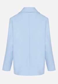 Born2be - Jasnoniebieska Dwurzędowa Marynarka o Pudełkowym Kroju Oversize Kosalia. Okazja: na co dzień, na spotkanie biznesowe. Kolor: niebieski. Materiał: jeans. Styl: biznesowy, klasyczny, elegancki, casual #6