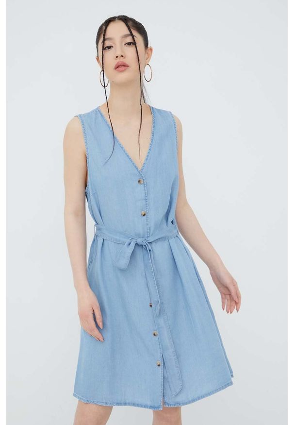 Vero Moda Sukienka mini rozkloszowana. Kolor: niebieski. Materiał: tkanina, jedwab, materiał, lyocell. Typ sukienki: rozkloszowane. Długość: mini