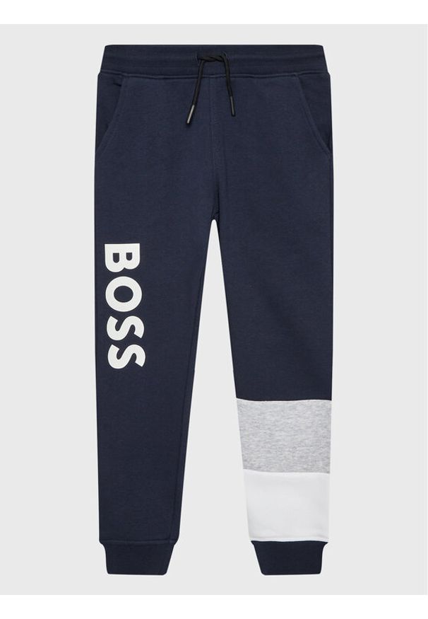 BOSS - Boss Spodnie dresowe J24828 S Granatowy Regular Fit. Kolor: niebieski. Materiał: bawełna