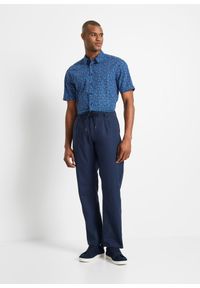 bonprix - Spodnie ze sznurkiem w pasie, z przewiewnej mieszanki lnu o prostych nogawkach i kroju relaxed fit. Kolor: niebieski. Materiał: len, materiał #2