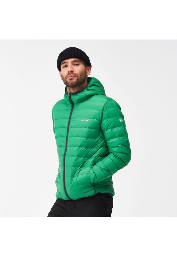 Regatta - Kurtka turystyczna pikowana męska z kapturem Marizion. Typ kołnierza: kaptur. Kolor: zielony. Materiał: poliamid. Sport: turystyka piesza