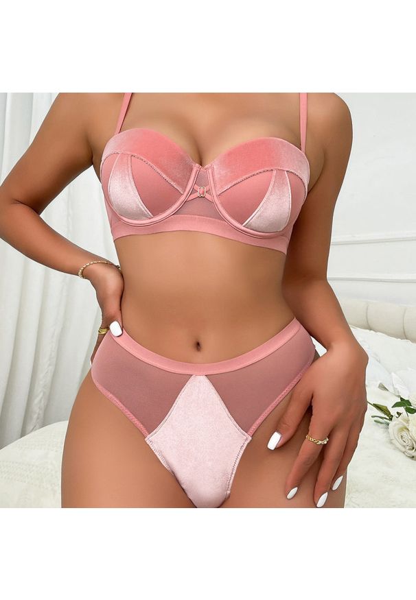 Intica - Komplet bielizny modelujący z biustonoszem i figami Shaniya. Kolor: różowy. Materiał: tkanina. Wzór: aplikacja