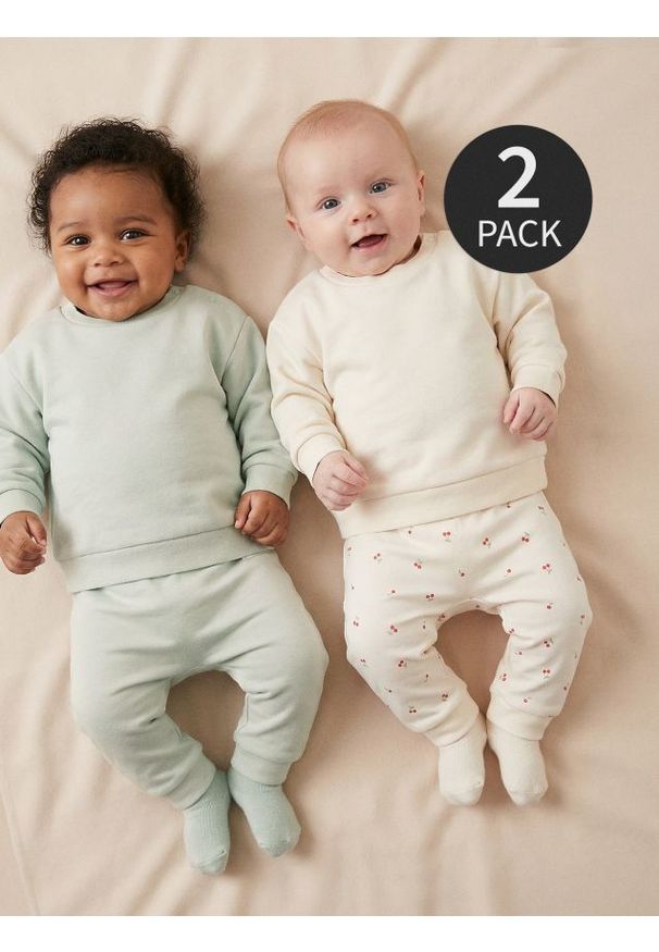 Sinsay - Spodnie dresowe jogger 2 pack - kremowy. Kolor: kremowy. Materiał: dresówka