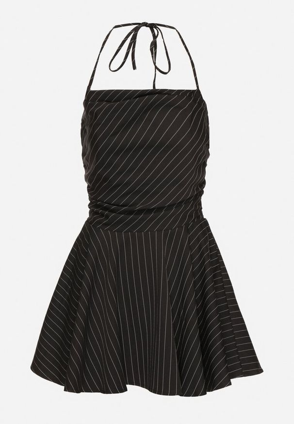 Born2be - Czarna Sukienka Vices w Paski z Kwadratowym Dekoltem Fenarose. Okazja: na co dzień. Typ kołnierza: dekolt kwadratowy. Kolor: czarny. Wzór: paski. Typ sukienki: sportowe. Styl: elegancki, casual, sportowy