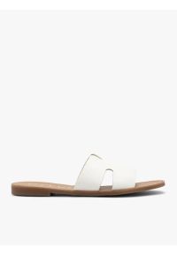 Ryłko - Białe klapki damskie z wycięciami. Okazja: na co dzień. Kolor: biały. Materiał: syntetyk. Sezon: lato. Styl: klasyczny, casual, street #1