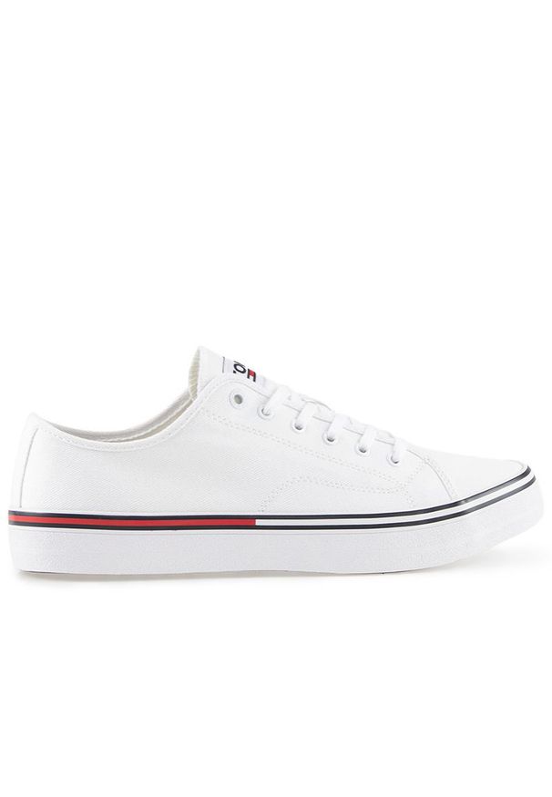 Buty Tommy Jeans Essential Low EM0EM00962-YBR - białe. Okazja: na co dzień. Zapięcie: pasek. Kolor: biały. Materiał: guma, materiał. Szerokość cholewki: normalna. Sezon: lato. Styl: sportowy, klasyczny, casual