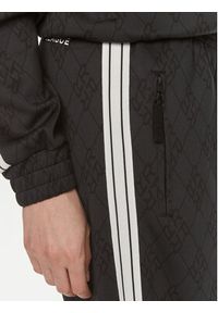 Replay Spodnie dresowe W8115.000.74934 Czarny Regular Fit. Kolor: czarny. Materiał: syntetyk #5