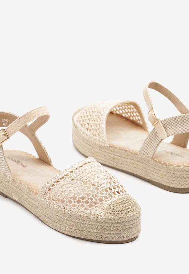 Born2be - Beżowe Sandały Espadryle na Grubej Podeszwie z Plecionką z Rafii Ilisona. Okazja: na co dzień, na plażę, na spacer. Zapięcie: sprzączka. Kolor: beżowy. Sezon: lato. Obcas: na platformie. Styl: elegancki, casual