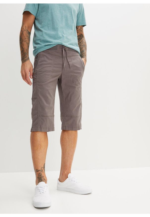 bonprix - Długie bermudy ze stretchem, w wygodnym fasonie, regular fit. Kolor: szary. Długość: długie